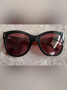 Tom Ford Women's Black Cat-Eye Sunglasses with rose Lenses